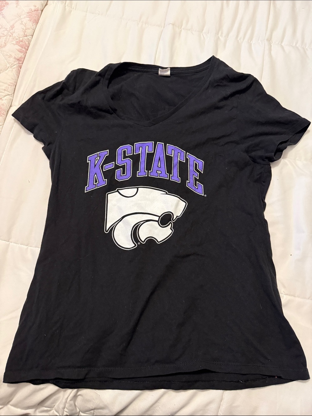 K-STATE Black Graphic V-Neck Tee large